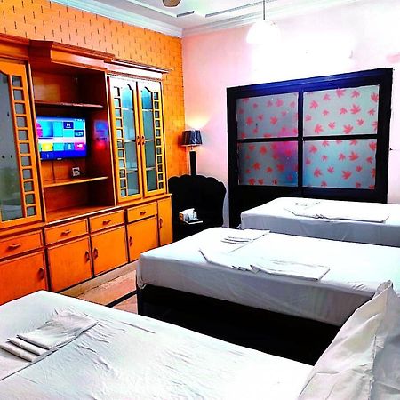 Frank Inn Guest House Iszlámábád Kültér fotó